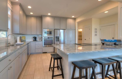 Yaupon Beach House | Beautiful, Ocean View 4 BR/4 BA Home-1 Minute Walk to Beach/Pets-Sleeps 12
