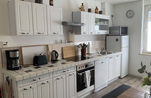 Biederitz Apartment | Beautiful old building apartment in a top location 10 minutes to town in the residential area