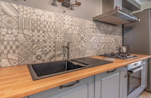 Bretteville-sur-Ay House | Beautiful private villa for 4 guests with WIFI, TV, terrace and pets allowed