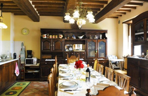 Pieve di Chio Villa | Beautiful private villa for 5 guests with WIFI, private pool, TV, terrace, pets allowed and park.