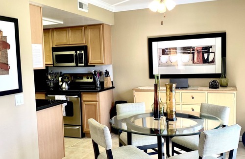 Palm Desert Villa | Beautiful Palm Lakes Villa