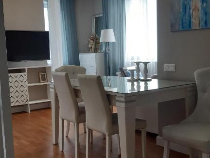 Vladimir Apartment | Beautiful Panomaric Apartment with airconditioner