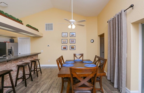 South Venice House | Beautiful Pool Home Close To Many Beaches