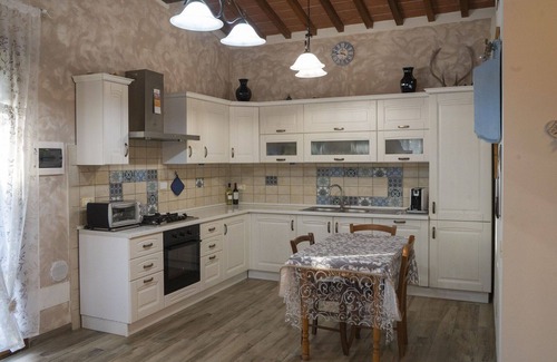 Castelnuovo d'Elsa House | Beautiful private villa for 6 guests with private pool, WIFI, TV, panoramic view and parking