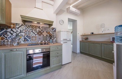 Carmignano Villa | Beautiful private villa with WIFI, A/C, pets allowed, panoramic view and parking, close to Flore.