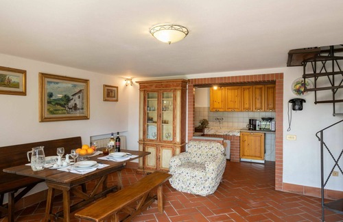 Poggio di Loro House | Beautiful private villa for 6 guests with private pool, TV and terrace