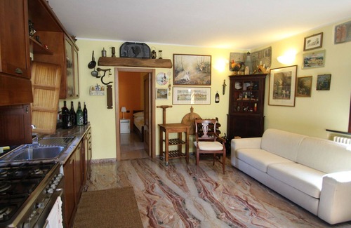 San Bernardino House | Beautiful private villa for 6 people with WIFI, A/C, private pool, TV, patio and pets allowed