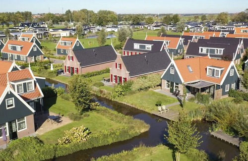 West-Graftdijk House | Beautiful private villa for 4 people with WIFI, TV and terrace