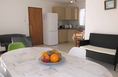La Tranche-sur-Mer House | Beautiful private villa for 4 people with TV, terrace and pets allowed