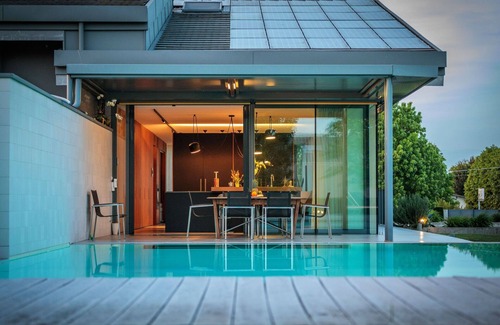 Arzergrande Villa | Beautiful private villa with private pool, sauna, A/C, hot tub, WIFI, TV, patio and pets allowed