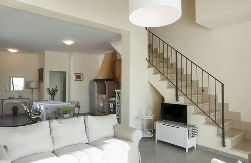 Marina Velca Villa | Beautiful private villa with A/C, private pool, WIFI, TV, patio and parking, close to Civitavecc.