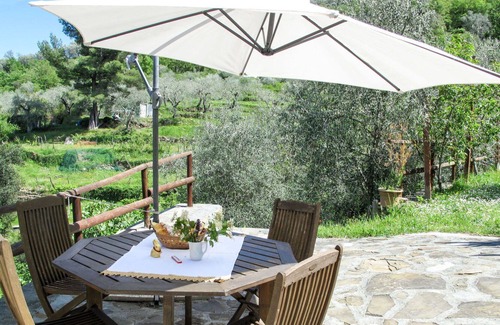 Pietrabruna House | Beautiful private villa for 3 people with TV, terrace, pets allowed, panoramic view and parking