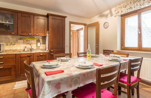 San Leonardo House | Beautiful private villa for 8 guests with WIFI, TV and patio
