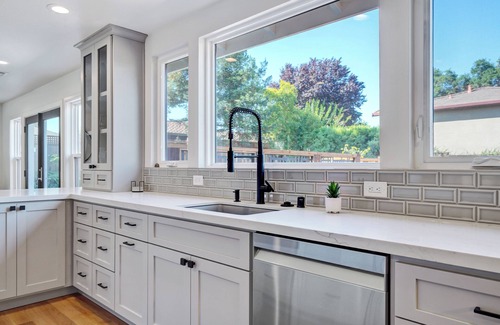 Castro Valley House | Beautiful private home w/large backyard in quiet neighborhood in Castro Valley