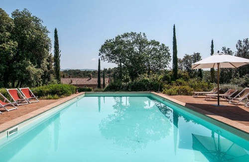 Camigliano Villa | Beautiful private villa for 18 people with A/C, private pool, WIFI, TV and panoramic view