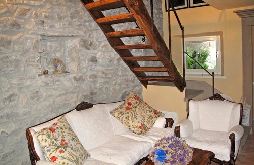 Tresana House | Beautiful private villa for 4 people with WIFI, TV, terrace, pets allowed and parking