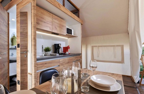 IJhorst House | Beautiful private villa for 4 people with A/C, WIFI, pool, TV and terrace