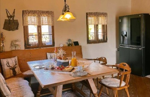 Brodingberg House | Beautiful private villa for 6 guests with hot tub, WIFI, A/C, TV, patio and pets allowed