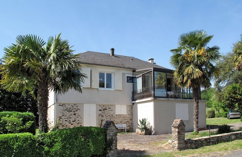 Altillac House | Beautiful private villa for 6 people with WIFI, TV, terrace, pets allowed and panoramic view