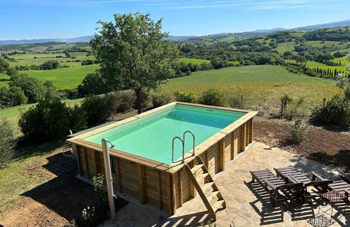 Cinigiano House | Beautiful private villa with private pool, A/C, WIFI, TV, patio, pets allowed and panoramic view