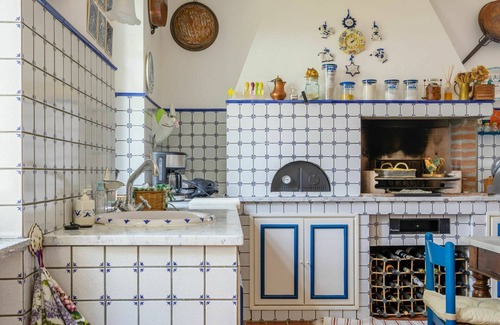 Zenevredo Villa | Beautiful private villa with WIFI, private pool, A/C, TV, patio, pets allowed and panoramic view