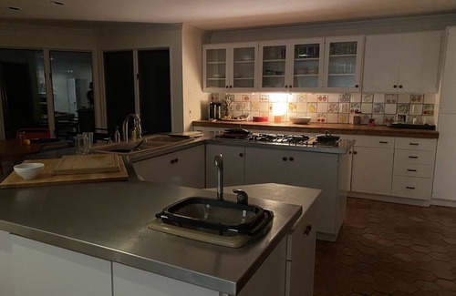 Ipswich House | Beautiful private views on 9 sunny acres