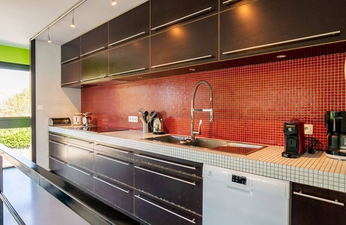 Finistere House | Beautiful private villa for 6 guests with WIFI, private pool, hot tub, TV, terrace and pets allo.