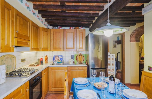 Santa Lucia House | Beautiful private villa for 4 guests with WIFI, A/C, TV and balcony
