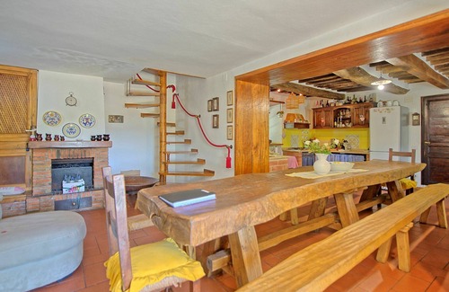 San Pietro a Cegliolo Villa | Beautiful private villa with A/C, private pool, WIFI, TV, panoramic view, parking, close to Cortona