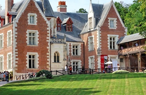 Monnaie Villa | Beautiful private villa for 6 guests with WIFI, TV and parking