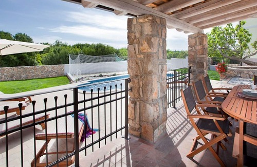 Stanisovi Villa | Beautiful private villa with private pool, WIFI, A/C, TV, terrace, pets allowed and parking