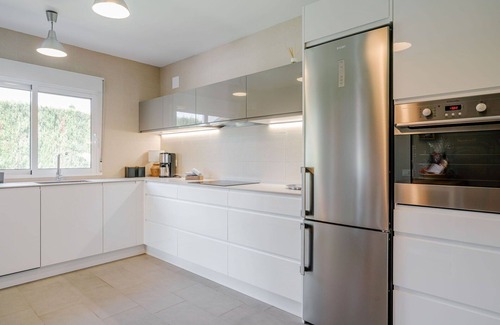 Costa Nova Villa | Beautiful private villa for 6 people with A/C, WIFI, private pool, TV and patio