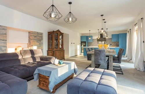 Radini House | Beautiful private villa for 8 guests with private pool, A/C, WIFI, TV, terrace and pets allowed
