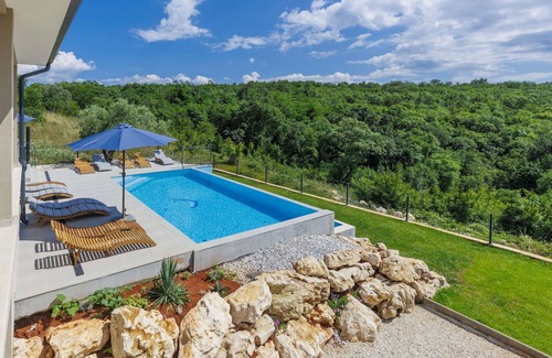 Nova Vas House | Beautiful private villa for 12 guests with WIFI, A/C, private pool, TV, terrace and parking