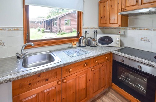 Fivelanes House | Beautiful private villa for 4 people with hot tub, WIFI, TV, patio and pets allowed