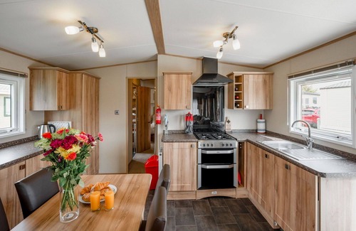 Nairn House | Beautiful private villa for 4 people with pool, WIFI, TV, terrace and pets allowed