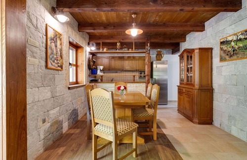 Stankovci House | Beautiful private villa for 8 guests with private pool, WIFI, A/C, TV, patio and parking