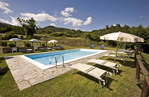 Pieve di Chio Villa | Beautiful private villa for 10 guests with WIFI, private pool and TV, close to Cortona