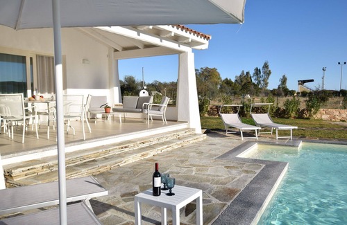 Limpiddu Villa | Beautiful private villa for 8 people with WIFI, private pool, A/C and panoramic view