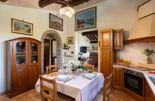 Riparbella Villa | Beautiful private villa with WIFI, private pool, A/C, TV, veranda, pets allowed and panoramic view