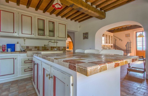 Palaia Villa | Beautiful private villa for 12 people with private pool, WIFI, A/C, TV, patio and panoramic view