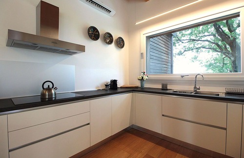 Teolo Villa | Beautiful private villa for 8 people with WIFI, A/C, private pool, hot tub and patio, close to P.
