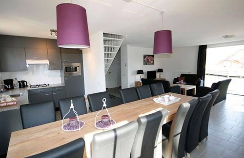Municipality of Echt-Susteren House | Beautiful private villa for 10 guests with WIFI, pool, TV and terrace