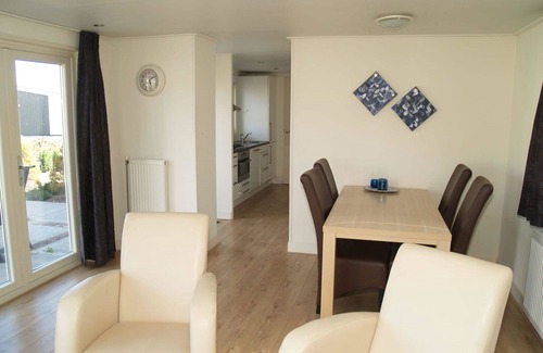 Susteren House | Beautiful private villa for 4 people with pool, WIFI, TV, terrace and parking