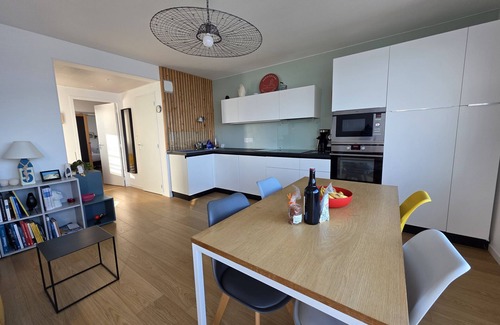 Plouguerneau Condo | BEAUTIFUL, QUIET COCOON WITH STUNNING SEA VIEW