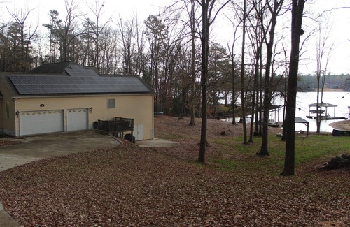 Greenwood House | Beautiful quiet home in cove with dock