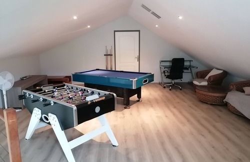 L'Etang-Sale Villa | Beautiful villa with swimming pool