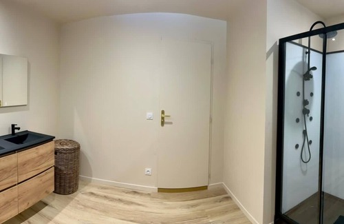 Cabannes Apartment | Beautiful renovated apartment in the countryside