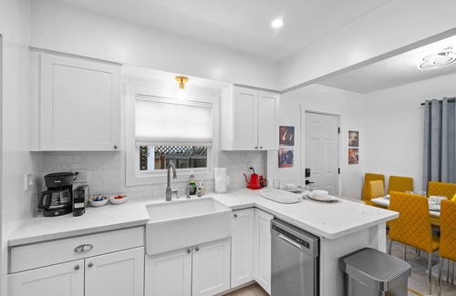 Napa House | Beautiful Renovated House in the Heart of Napa 6 beds 4 bedrooms 2 bathrooms