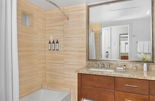 Palm Desert Resort | Beautiful resort, all amenities included. Free wi-fi, free parking.